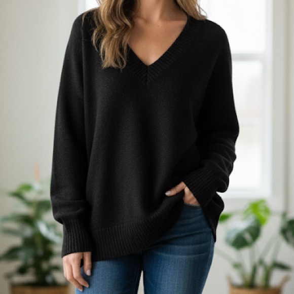 Nine West Sweaters - Nine West Black V-Neck Sweater- Large
